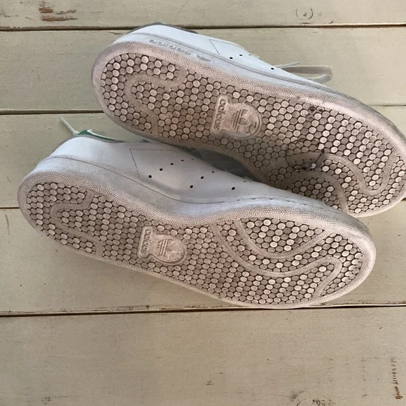 Stan Smith, Adidas Tennis Shoes, Women’s 6 - Picture 4 of 7